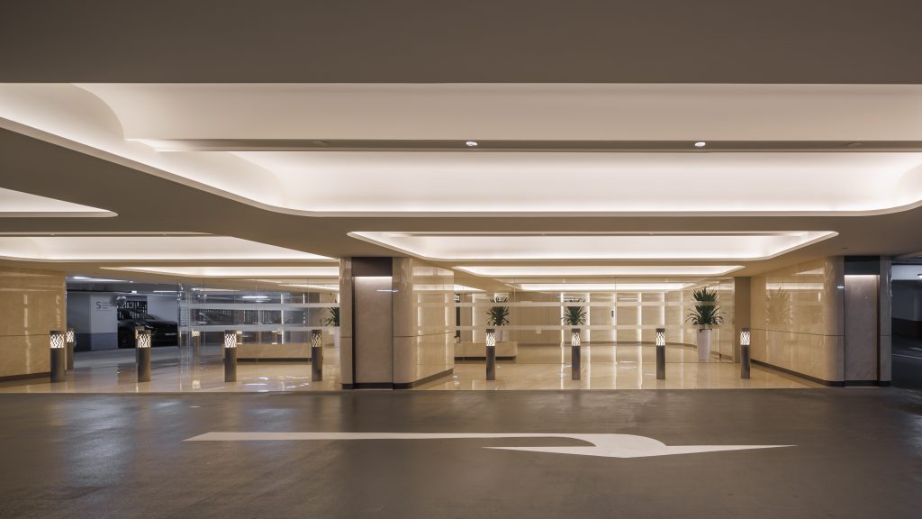 Hong Leong Building  @ 16 Raffles Quay